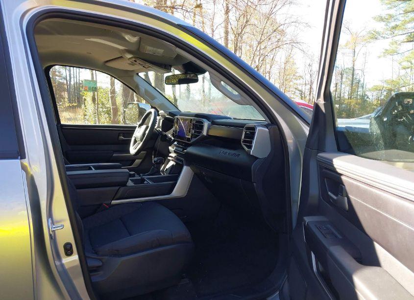 Photo 5 of 2024 Toyota Tundra SR5 (VIN 5TFLA5DB0RX184332)