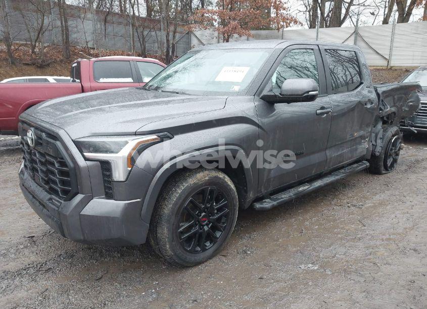 Photo 2 of 2024 Toyota Tundra SR5 (VIN 5TFLA5DB0RX215322)