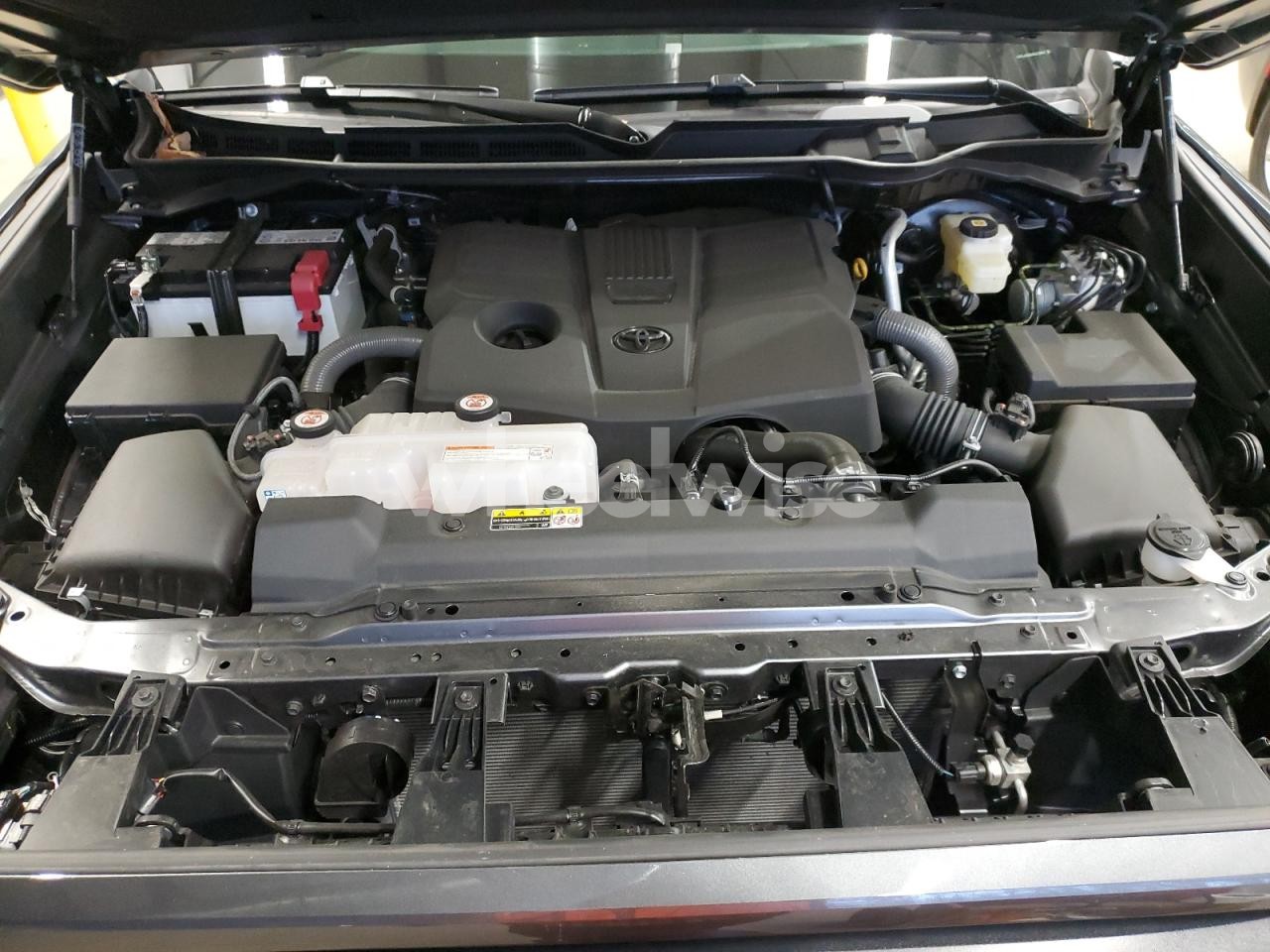 Photo 11 of 2024 TOYOTA TUNDRA CREWMAX SR (VIN 5TFLA5DB0RX218947)