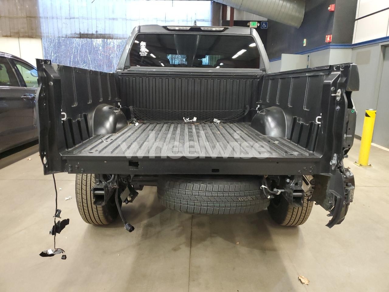 Photo 6 of 2024 TOYOTA TUNDRA CREWMAX SR (VIN 5TFLA5DB0RX218947)