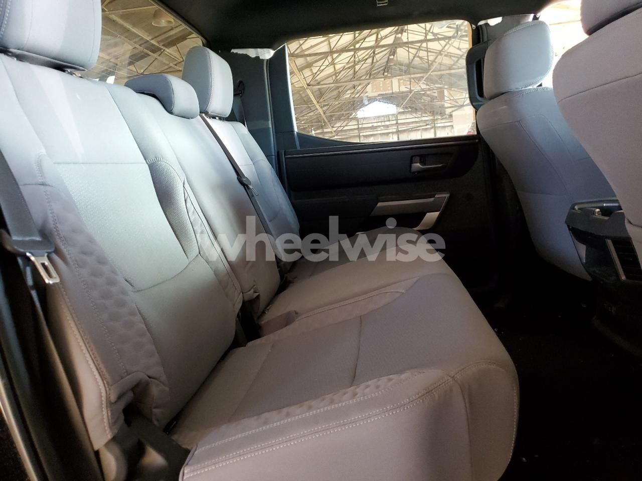 Photo 10 of 2025 TOYOTA TUNDRA CREWMAX SR (VIN 5TFLA5DB0SX261111)