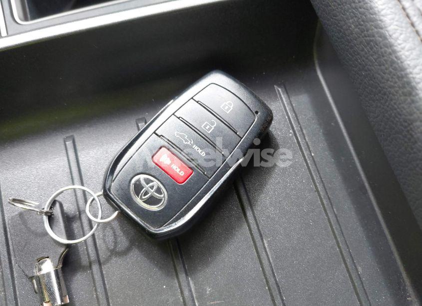 Photo 11 of 2022 Toyota Tundra SR5 (VIN 5TFLA5DB1NX018525)