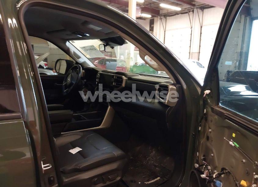 Photo 5 of 2022 Toyota Tundra SR5 (VIN 5TFLA5DB1NX053260)