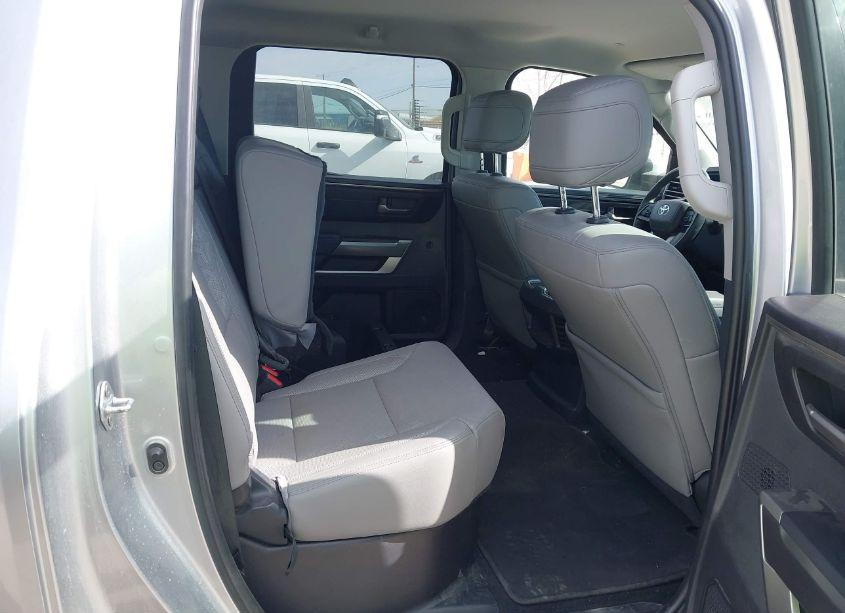 Photo 8 of 2023 Toyota Tundra SR5 (VIN 5TFLA5DB1PX059000)
