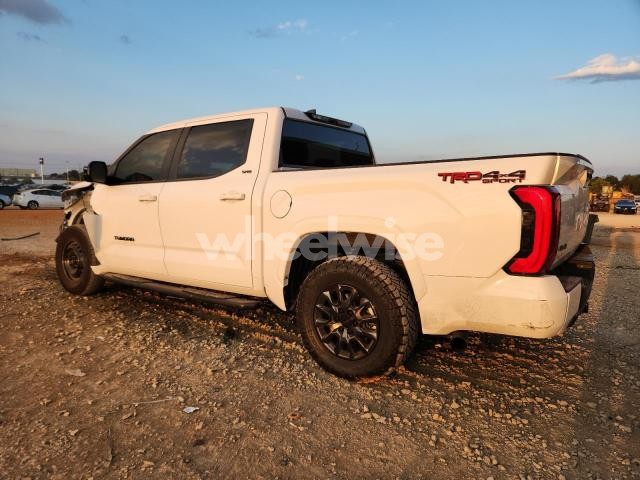 Photo 4 of 2024 TOYOTA TUNDRA CREWMAX SR (VIN 5TFLA5DB1RX235501)