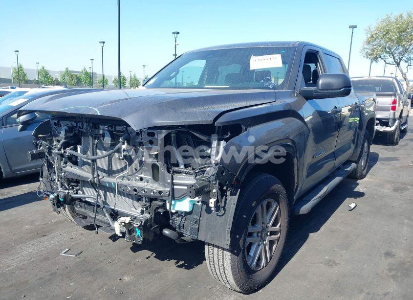 Photo 2 of 2025 Toyota Tundra SR5 4WD (VIN 5TFLA5DB1SX263126)