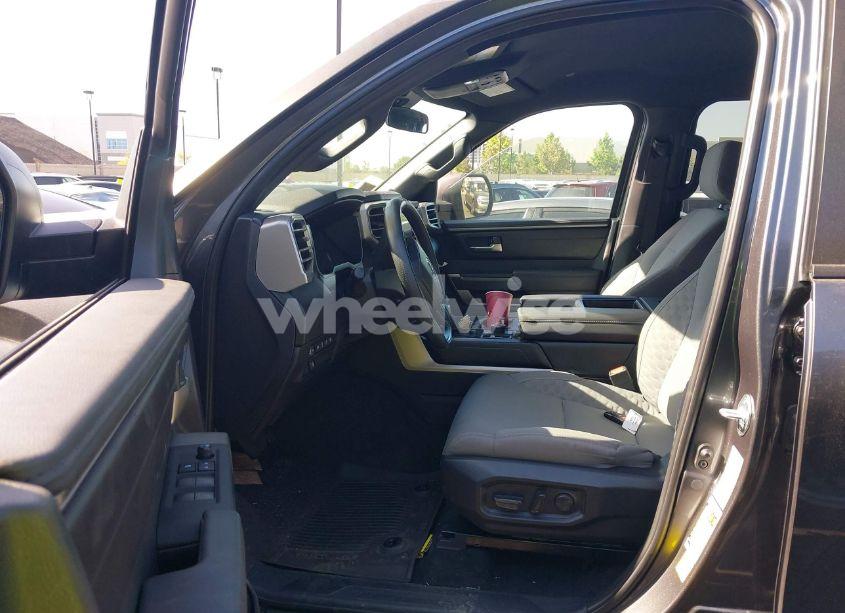 Photo 5 of 2025 Toyota Tundra SR5 4WD (VIN 5TFLA5DB1SX263126)