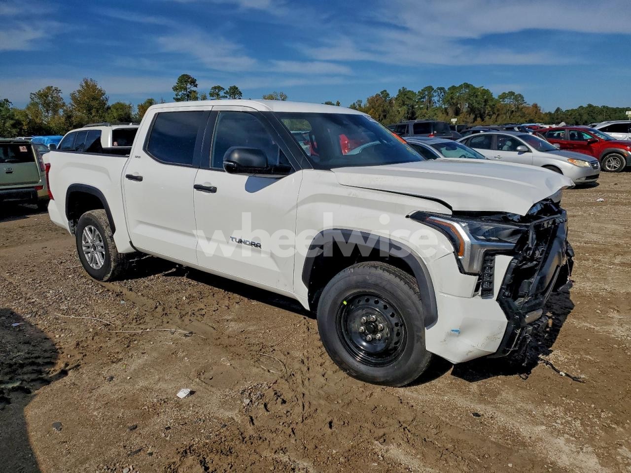 Photo 4 of 2025 TOYOTA TUNDRA CREWMAX SR (VIN 5TFLA5DB1SX295428)