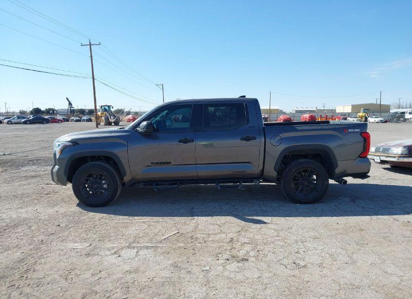 Photo 14 of 2023 Toyota Tundra SR5 (VIN 5TFLA5DB2PX075416)