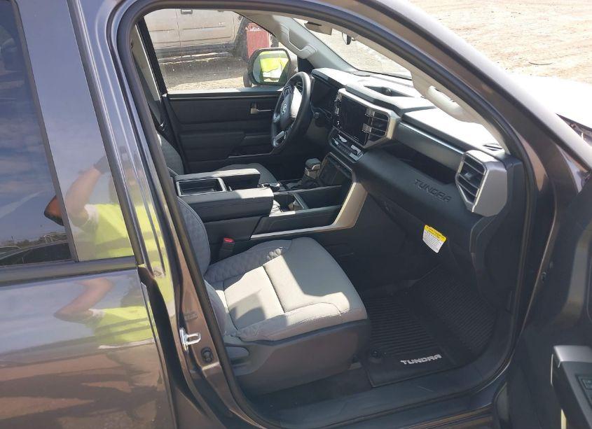Photo 5 of 2024 Toyota Tundra SR5 (VIN 5TFLA5DB2RX133706)