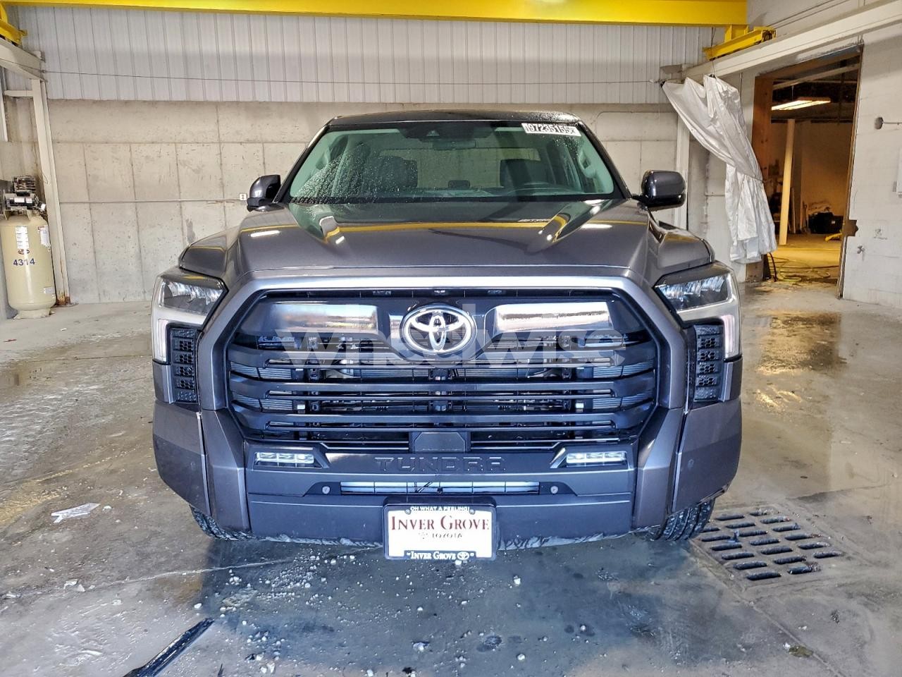 Photo 5 of 2024 TOYOTA TUNDRA CREWMAX SR (VIN 5TFLA5DB2RX203091)