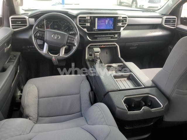 Photo 9 of 2022 TOYOTA TUNDRA CREWMAX SR (VIN 5TFLA5DB4NX028319)