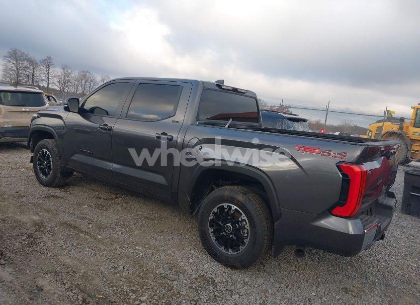 Photo 3 of 2024 Toyota Tundra SR5 (VIN 5TFLA5DB4RX150717)