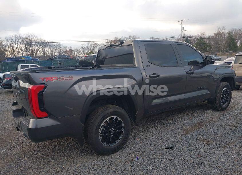 Photo 4 of 2024 Toyota Tundra SR5 (VIN 5TFLA5DB4RX150717)