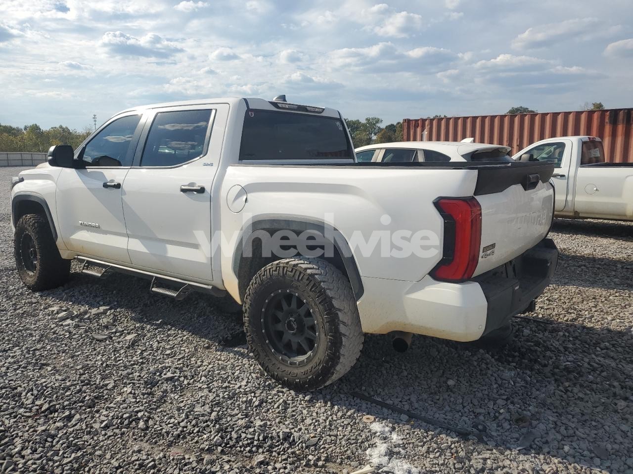 Photo 2 of 2024 TOYOTA TUNDRA CREWMAX SR (VIN 5TFLA5DB4RX227893)