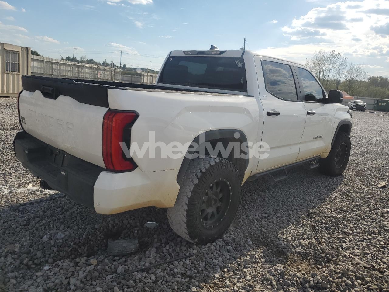 Photo 3 of 2024 TOYOTA TUNDRA CREWMAX SR (VIN 5TFLA5DB4RX227893)