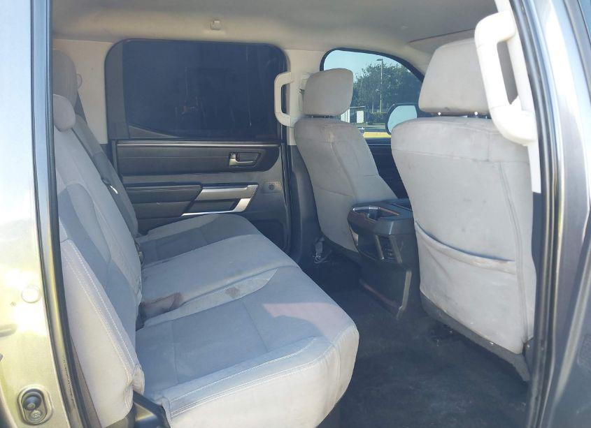 Photo 8 of 2022 Toyota Tundra SR5 (VIN 5TFLA5DB5NX030659)