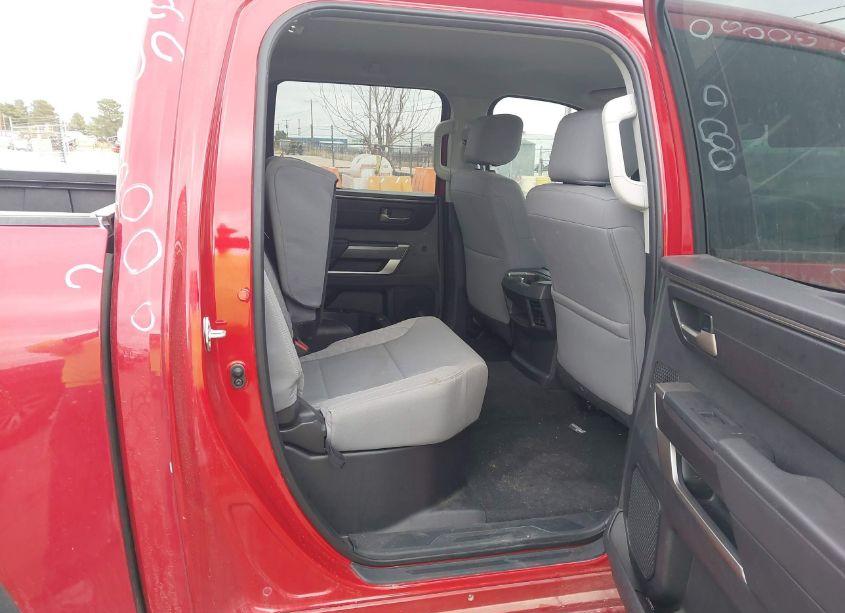 Photo 8 of 2022 Toyota Tundra SR5 (VIN 5TFLA5DB5NX049938)