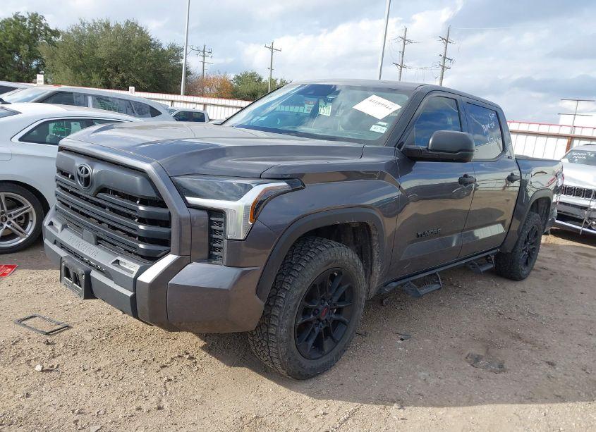 Photo 2 of 2023 Toyota Tundra SR5 (VIN 5TFLA5DB5PX080187)