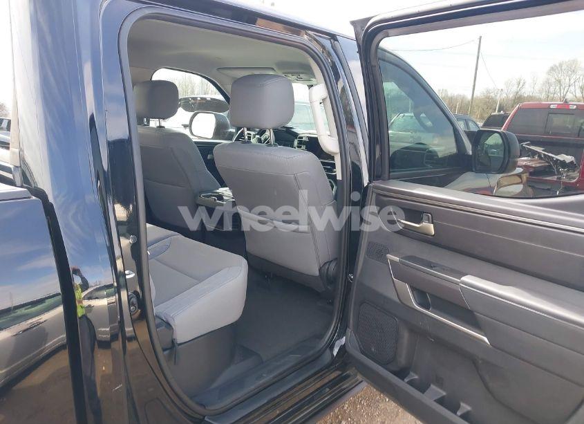 Photo 8 of 2023 Toyota Tundra SR5 (VIN 5TFLA5DB5PX106917)