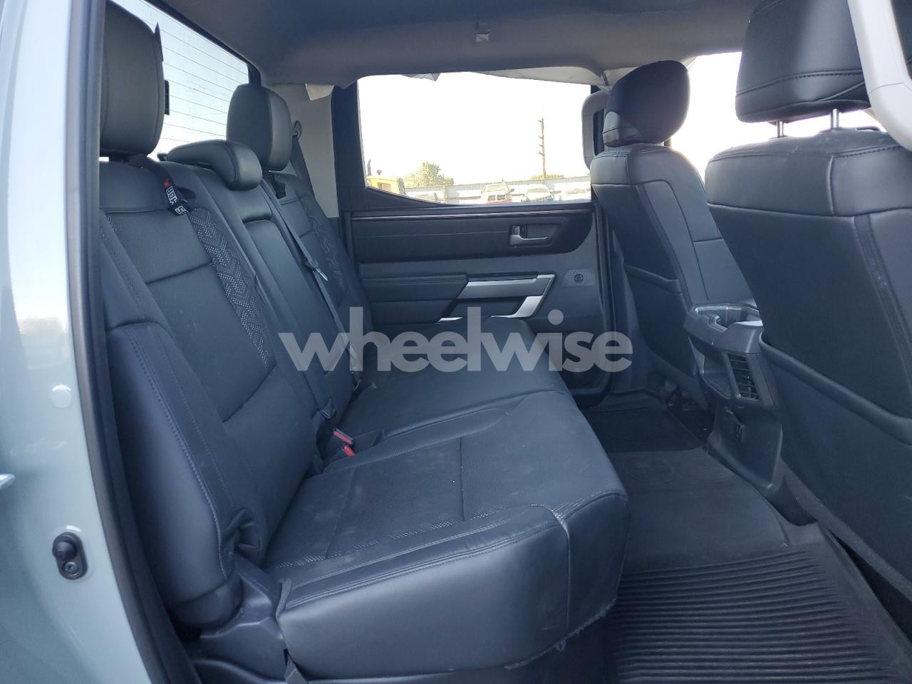 Photo 10 of 2022 TOYOTA TUNDRA CREWMAX SR (VIN 5TFLA5DB6NX045011)