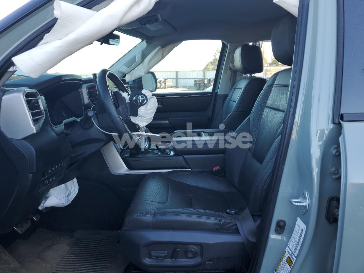 Photo 7 of 2022 TOYOTA TUNDRA CREWMAX SR (VIN 5TFLA5DB6NX045011)