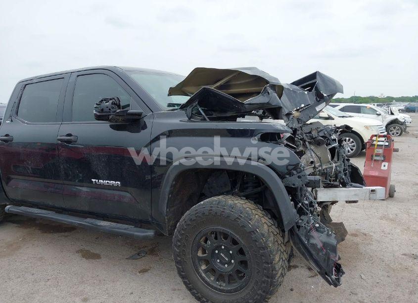Photo 6 of 2023 Toyota Tundra SR5 (VIN 5TFLA5DB6PX087388)