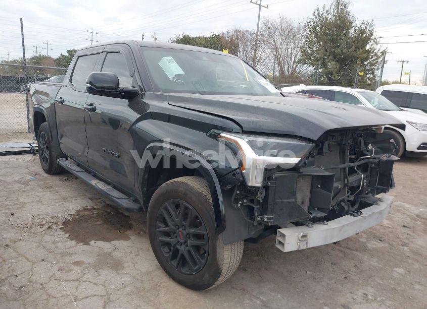 2024 Toyota Tundra SR5 (VIN 5TFLA5DB6RX170838) main photo