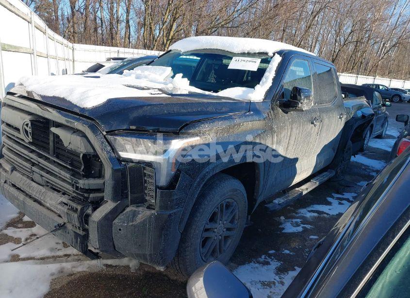 Photo 2 of 2024 Toyota Tundra SR5 (VIN 5TFLA5DB6RX189163)