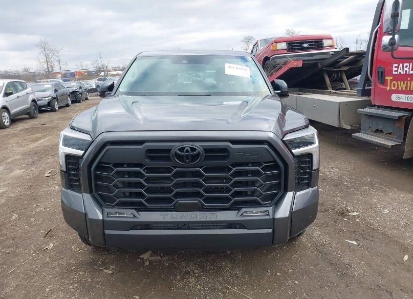 Photo 12 of 2022 Toyota Tundra SR5 (VIN 5TFLA5DB7NX024202)