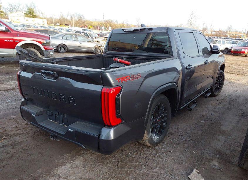 Photo 4 of 2022 Toyota Tundra SR5 (VIN 5TFLA5DB7NX024202)