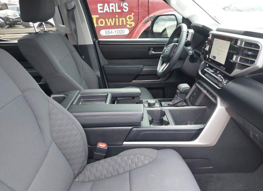 Photo 5 of 2022 Toyota Tundra SR5 (VIN 5TFLA5DB7NX024202)