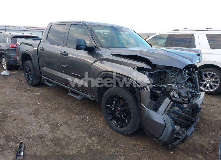 2023 Toyota Tundra SR5 (VIN 5TFLA5DB7PX067828) main photo