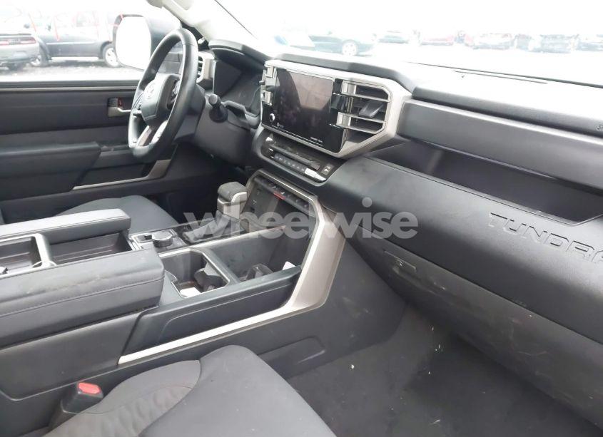 Photo 5 of 2024 Toyota Tundra SR5 (VIN 5TFLA5DB7RX133295)