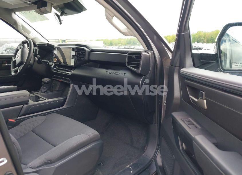 Photo 5 of 2024 Toyota Tundra SR5 4WD (VIN 5TFLA5DB7RX237804)