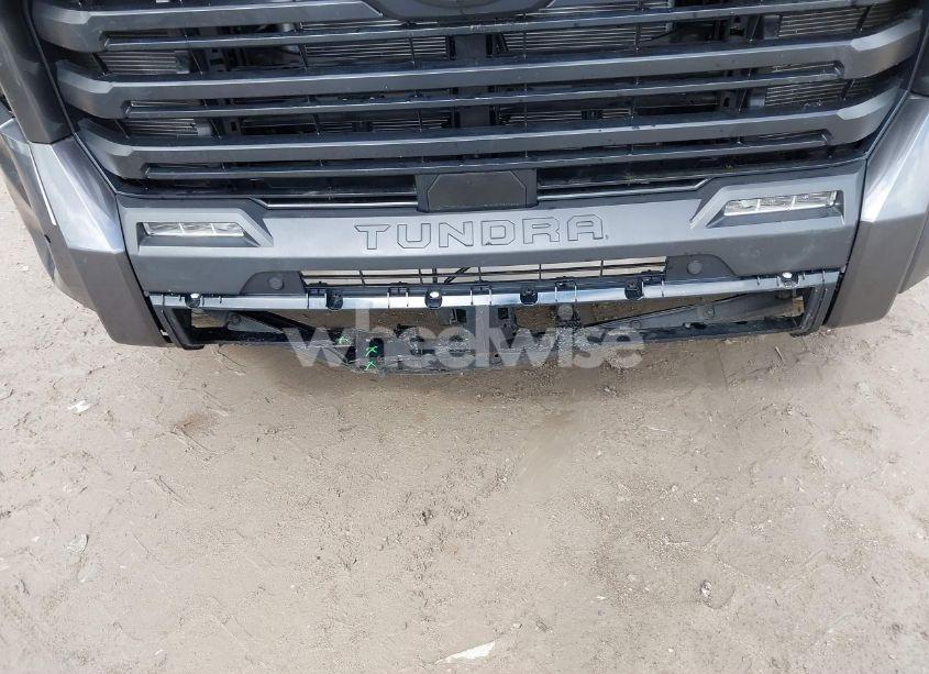 Photo 6 of 2024 Toyota Tundra SR5 4WD (VIN 5TFLA5DB7RX237804)