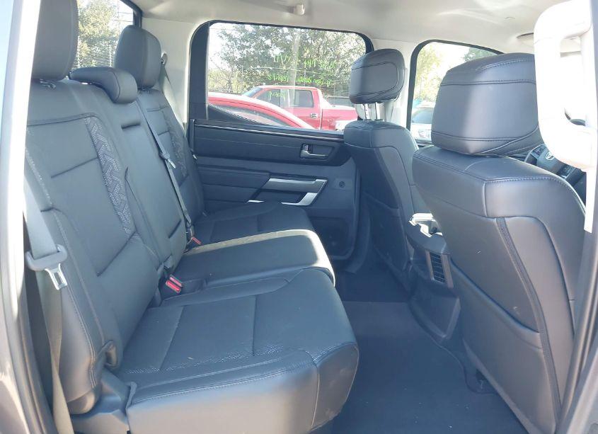 Photo 8 of 2022 Toyota Tundra SR5 (VIN 5TFLA5DB8NX039601)