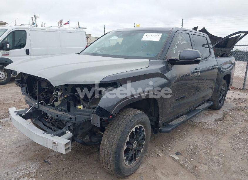Photo 2 of 2023 Toyota Tundra SR5 (VIN 5TFLA5DB8PX071662)