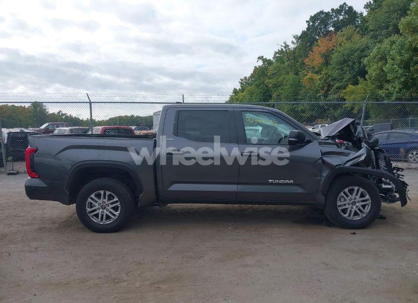 Photo 13 of 2024 Toyota Tundra SR5 (VIN 5TFLA5DB8RX162725)