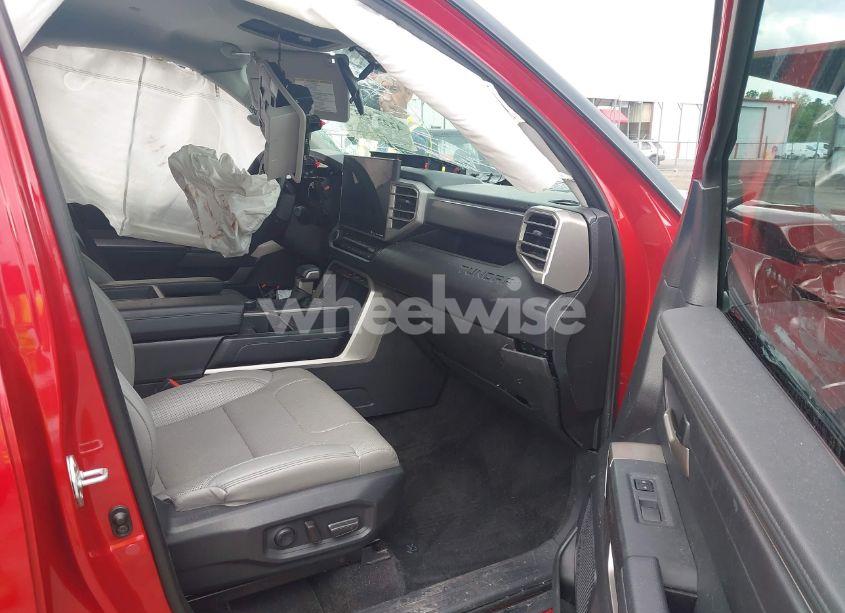 Photo 5 of 2022 Toyota Tundra SR5 (VIN 5TFLA5DB9NX013749)