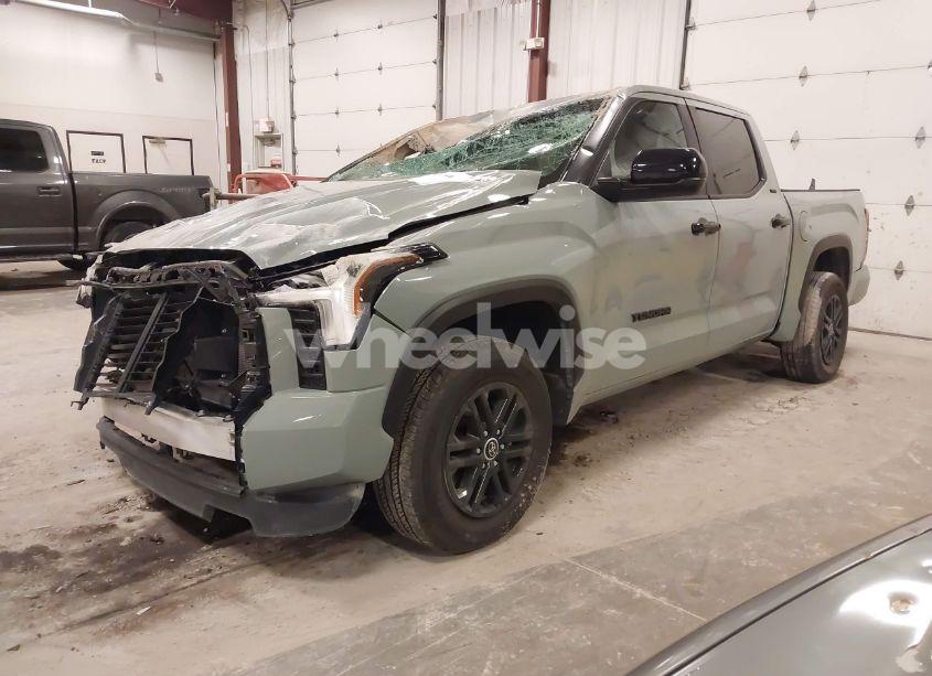 Photo 2 of 2024 Toyota Tundra SR5 4WD (VIN 5TFLA5DB9RX208725)