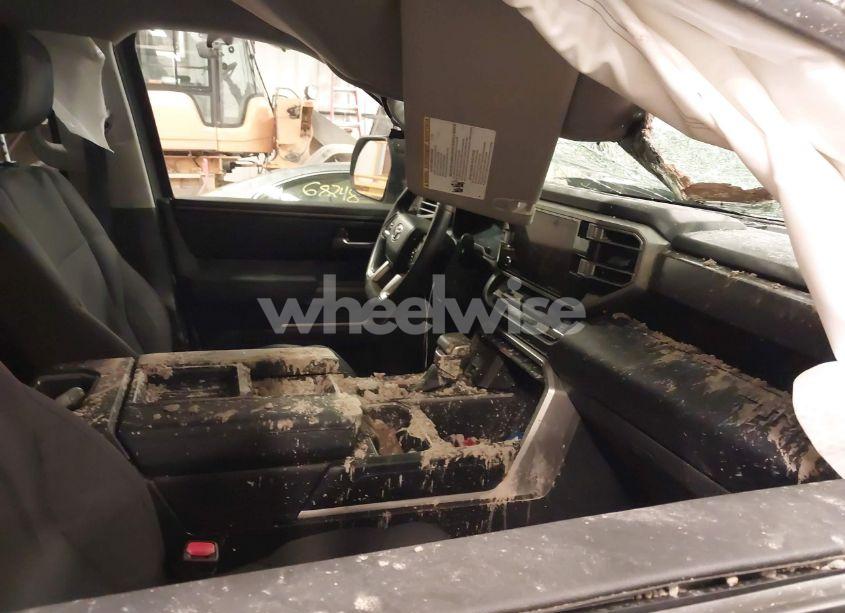 Photo 5 of 2024 Toyota Tundra SR5 4WD (VIN 5TFLA5DB9RX208725)