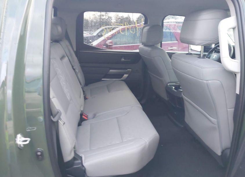 Photo 8 of 2022 Toyota Tundra SR5 (VIN 5TFLA5DBXNX052639)