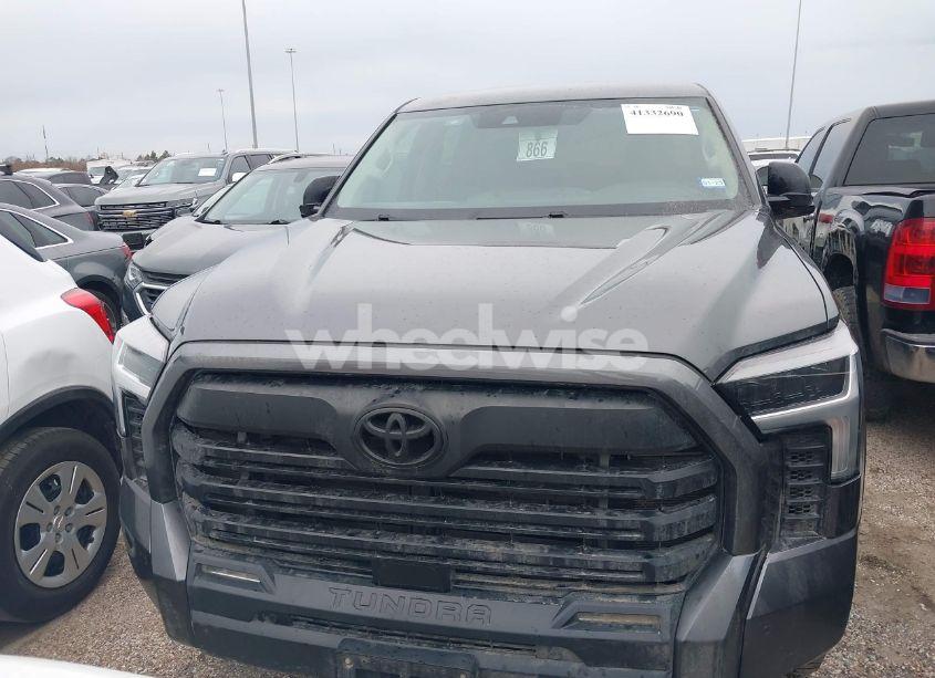 Photo 12 of 2023 Toyota Tundra SR5 (VIN 5TFLA5DBXPX076376)