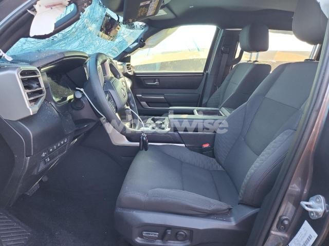 2025 TOYOTA TUNDRA CREWMAX SR (VIN 5TFLA5DBXSX257373) main photo