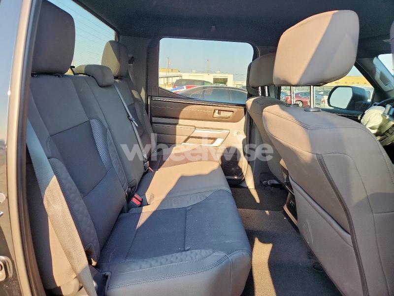 Photo 2 of 2025 TOYOTA TUNDRA CREWMAX SR (VIN 5TFLA5DBXSX329270)