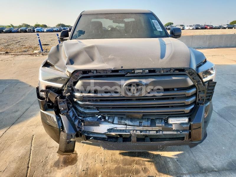 Photo 8 of 2025 TOYOTA TUNDRA CREWMAX SR (VIN 5TFLA5DBXSX329270)