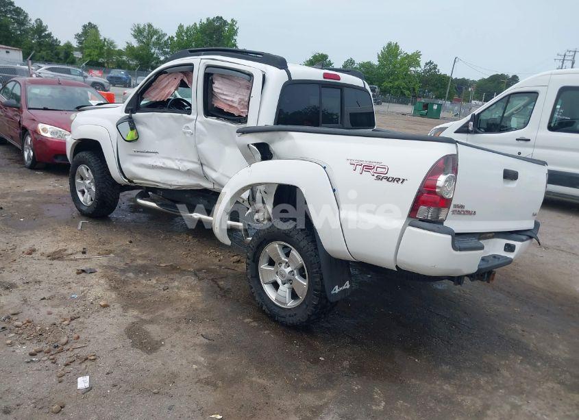 Photo 3 of 2012 Toyota Tacoma BASE V6 (VIN 5TFLU4EN0CX037431)