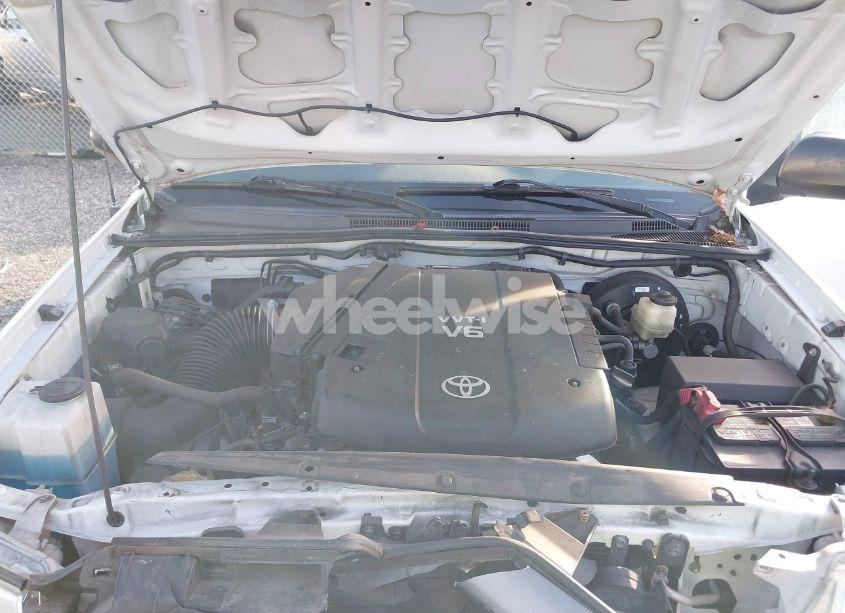 Photo 10 of 2014 Toyota Tacoma BASE V6 (VIN 5TFLU4EN0EX108484)