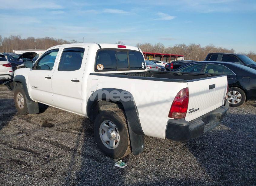 Photo 3 of 2014 Toyota Tacoma BASE V6 (VIN 5TFLU4EN0EX108484)